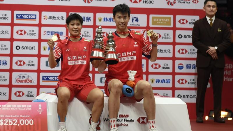 斯基拉：曼奇尼将与萨德签约一份2+2的合同，年薪500万欧（斯基拉：曼奇尼将赴萨德执教，签2+2合约年薪500万欧元）