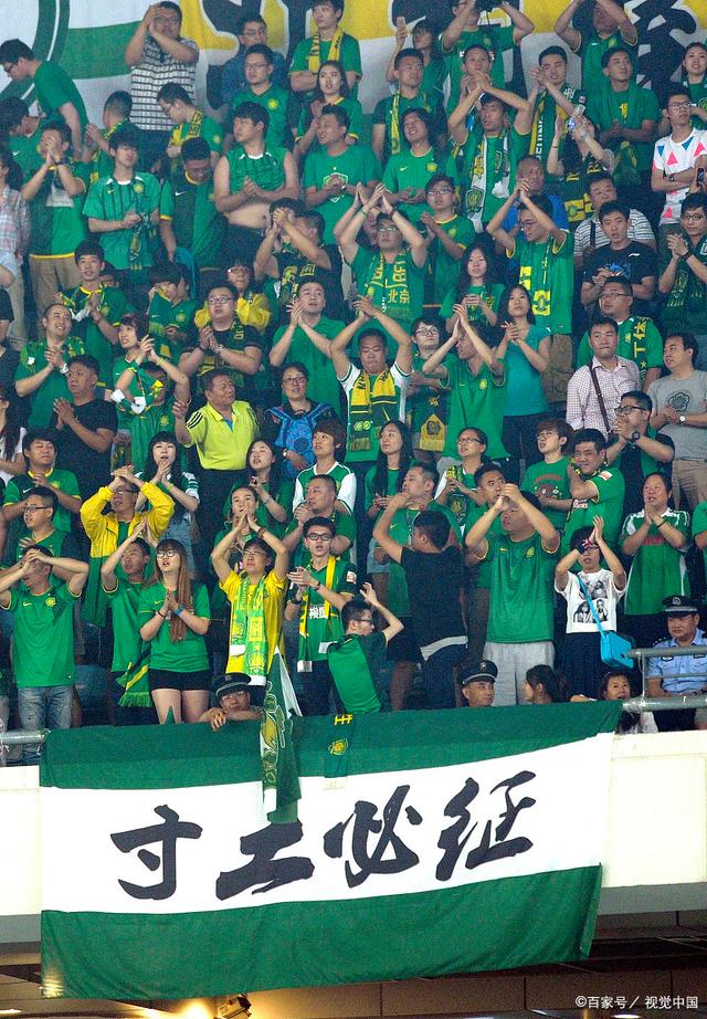 掘金约基奇三双球队大胜快船（约基奇砍三双，掘金大胜快船）