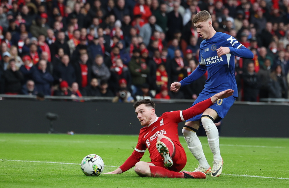 孔帕尼：阿方索一定会强势回归，很高兴他能为本赛季提供帮助（孔帕尼：相信阿方索将强势归来，欣慰他能为本季贡献力量）