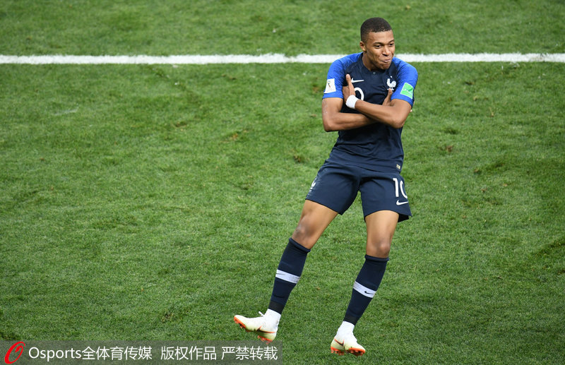 卢克巴：我和劳姆是更衣室的DJ，希望能在对阵不莱梅时复出（卢克巴：和劳姆负责更衣室音乐，力争对阵不莱梅复出）