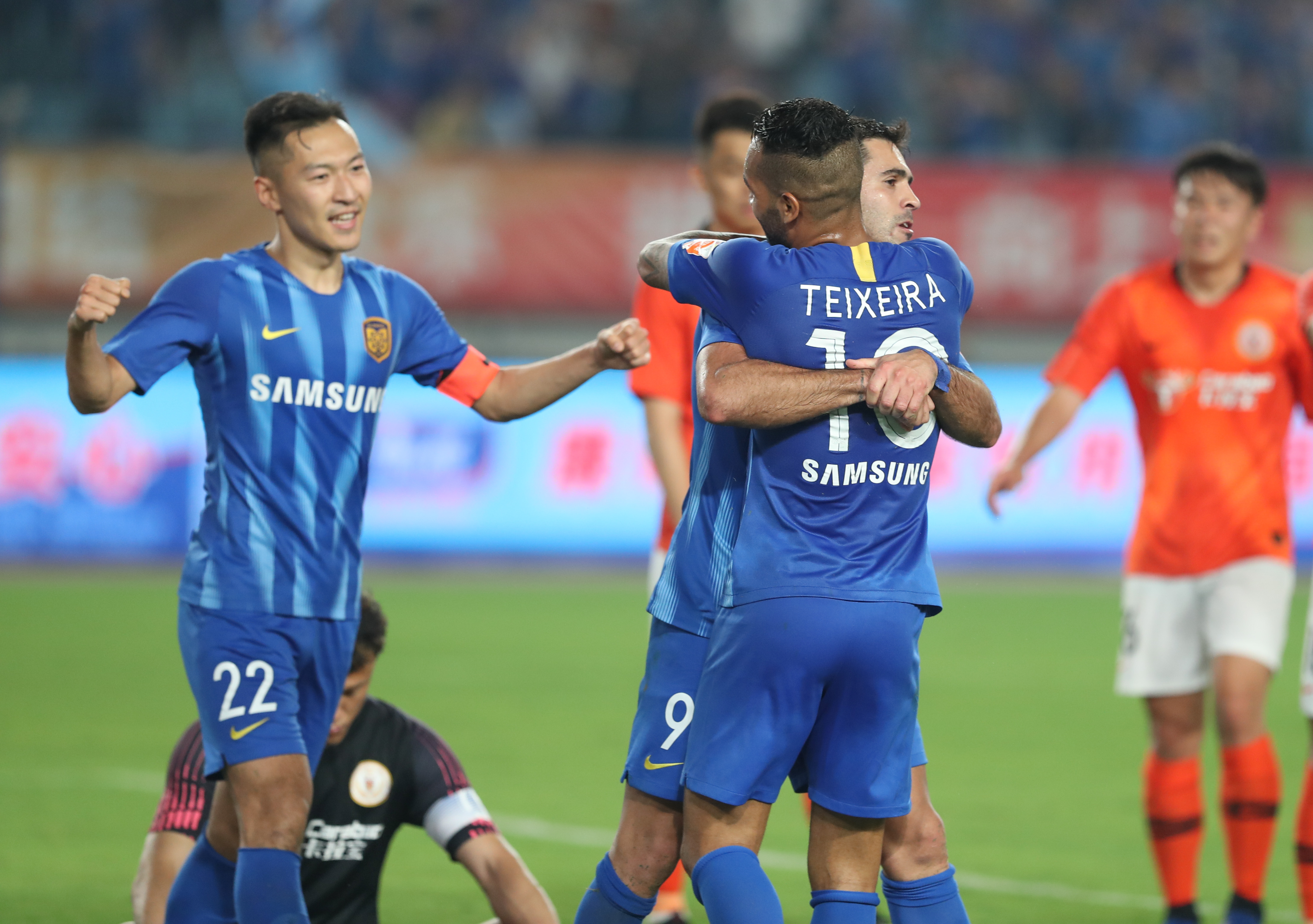 📍爆肝200小时热血召唤｜11.22与我来之即战！！！（📍燃尽200小时热血集结｜11.22跟我即刻开战！）