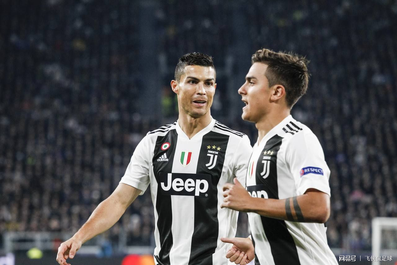 篮球篮网明星球员强调团结：我们是一支队伍（篮网核心强调团结：我们是一体）